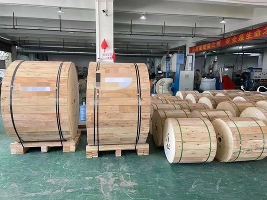 ADSS Fiber Optic Cable Span 100m Span 500m Span 24 Core Overhead Aerial