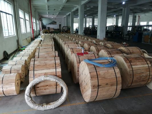 Bulk Lszh Jacket Self Supporting Fiber Cable Single Mode 1000m Fiber Optic Cable